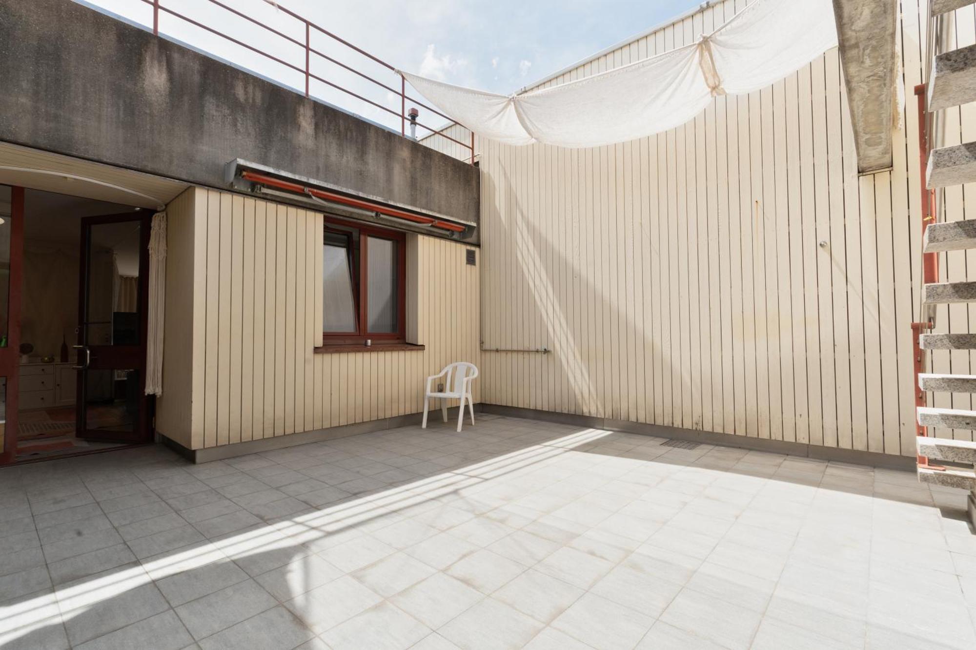 Penthouse Rooftop Loft, 190sq, Panorama View, 1min To Main Station- 5min To Apartmán